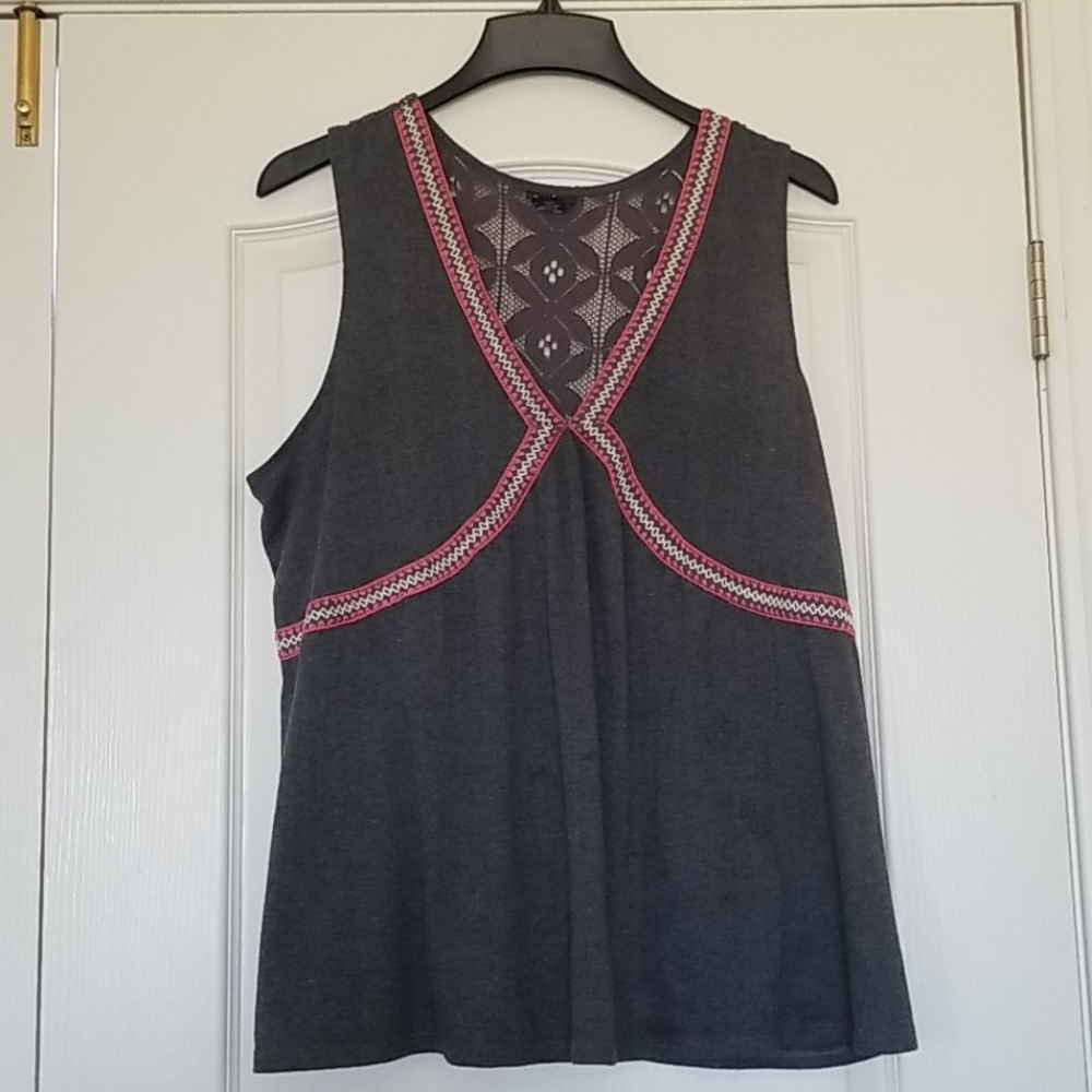 TORRID Size 2 sleeveless blouse